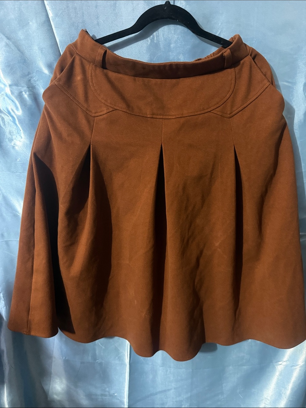 Vintage Women's Brown A-Line Pleated Skirt  wool and polyester material